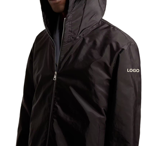 Chaqueta cortavientos ligera con capucha para hombre, de marca privada, repelente al agua, de nailon, informal, para exteriores, a prueba de viento, personalizada y a la moda. - Product Image 4