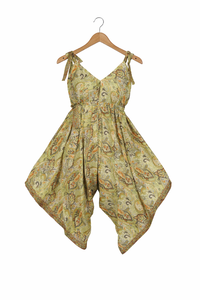 ผู้ผลิตชุดจั๊มสูทเดรสลายพิมพ์เพสลีย์ผ้าโพลีเอสเตอร์แบบสายรัดสำหรับผู้หญิง สไตล์โบฮีเมียน แขนกุด - Product Image 2