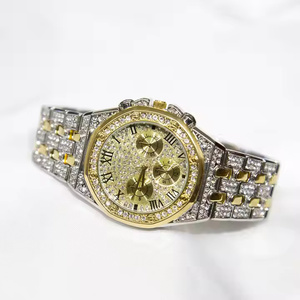 Montre en diamant moissanite pour homme, montre-bracelet analogique à quartz simple et luxueuse pour un usage quotidien et un cadeau, idéale pour les tenues décontractées et formelles - Product Image 2