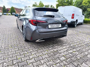 Toyota Corolla 2.0 Hybride Touring Sports Teamplayer Estate Automatique Conduite à Gauche Économe en Carburant Famille Wagon - Product Image 6