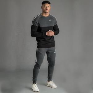 Conjuntos de chándales para hombre, conjuntos de sudadera con capucha para hombre con logo personalizado impreso - Product Image 3