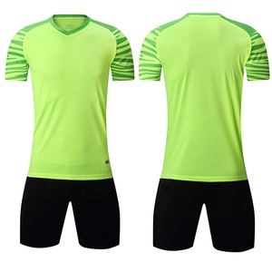 Uniforme de fútbol personalizado Unisex, conjunto transpirable de moda para adultos, equipo de entrenamiento OEM, Kit de impresión por sublimación - Product Image 1