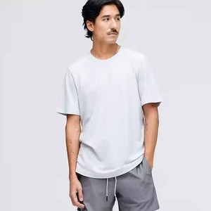 เสื้อยืดผู้ชาย OEM แบบกำหนดเอง เสื้อยืดแฟชั่นฤดูร้อนผู้ชาย เสื้อยืดฮิปฮอปโอเวอร์ไซส์ ผ้าฝ้าย 100% - Product Image 1