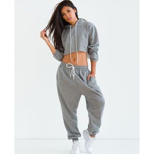 Conjunto de Sudadera con Capucha Gris para Mujer, Pantalones Largos de Chándal de Color Sólido, Chándal Informal de Corte Holgado con Cierre de Cordón - Product Image 4