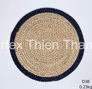 Eco Friendly Seagrass Table Mat Handmade Dining Placemat Handwoven Seagrass Placemat Sustainable Dining Table Decor OEM ODM - Product Image 1