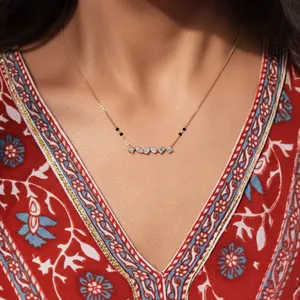 Pendentif Mangalsutra en diamant de forme mixte, cultivé en laboratoire CVD, couleur D-E, clarté VVS-VS, certifié IGI, plaqué or, pour fiançailles et mariage - Product Image 2