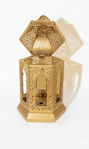 AH CREATIONS Lanterne marocaine dorée en métal, faite à la main, écologique, avec panneau en verre découpé, porte-bougie suspendu, portable pour la maison - Product Image 2