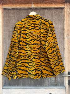 Veste kimono en velours imprimé : Robe tigre moutarde bohème - Product Image 3