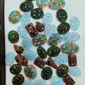 Joyería colorida Vidrio artesanal para forma y tamaño Millefiori Accesorios de cabujón de vidrio Hecho a mano Fabricación de piedras preciosas sueltas - Product Image 1