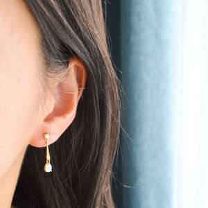 Pendientes Elegantes de Plata con Circonita, Pendientes Colgantes Vintage de Plata de Ley 925, Pendientes de Circonita con Baño de Oro de 14K, Joyería Nupcial - Product Image 2