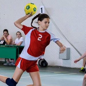 Ballon de handball professionnel personnalisé avec logo, en cuir PU durable, pour entraînement et matchs, en vente en ligne - Product Image 5