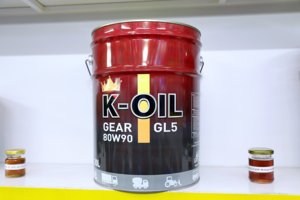 Huile pour engrenages 80W90 GL4/GL5, CKC/CKD - Prix de gros du fabricant vietnamien, meilleure qualité et OEM disponible pour toutes les transmissions manuelles - Product Image 3