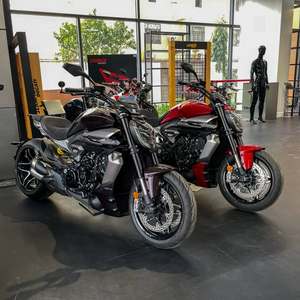XDiavel V4 1158cc V4 Grand Turismo, Nueva Motocicleta Deportiva de Alto Rendimiento - Product Image 1