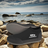 Bottes de plongée Aropec à coupe basse en néoprène antidérapantes avec semelle épaisse en feutre noir pour les sports nautiques, la plongée et le snorkeling