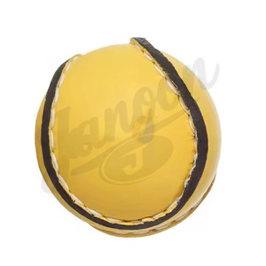 Ballon de hurling Sliotar de haute qualité – Extérieur en cuir PU, noyau en liège pour usage en club et en entraînement, ballon de hurling Sliotar avec logo personnalisé - Product Image 4