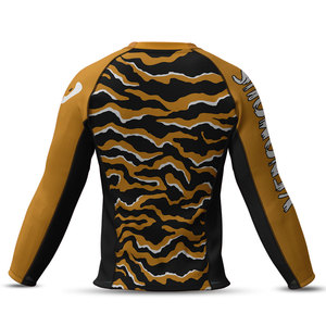 เสื้อรัดกล้ามเนื้อพิมพ์ลาย Venomous Tiger Viper สำหรับ MMA BJJ ผลิตจากผ้าสแปนเด็กซ์/โพลีเอสเตอร์ ระบายอากาศได้ดี แห้งเร็ว เป็นมิตรกับสิ่งแวดล้อม แขนยาวสำหรับผู้ชาย - Product Image 4