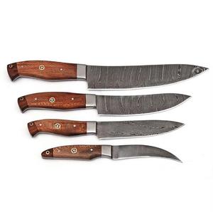 Couteaux de chef en acier Damas de style traditionnel, 4 pièces, avec manche personnalisé, bord dentelé tranchant, multi-usages, écologiques - Product Image 1