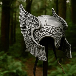 Casque Viking plaqué argent avec ornement sculpté, forme ronde, style antique, artisanat métallique, armure de collection - Product Image 5