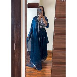 Designer XL <b>Suit</b> Set with Sequence Embroidery and Thread Work - Product Image 6