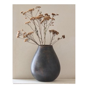 Florero de hierro costero de bronce negro de alta calidad, mesa auxiliar moderna, florero costero para espacio vital, decoración interior del hogar para bodas - Product Image 1