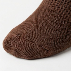 Chaussettes pour hommes à motif géométrique, tricotées en laine et nylon, respirantes, pour un usage quotidien en automne, style classique - Product Image 6