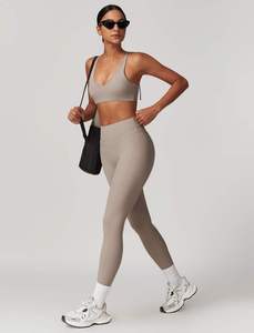 Conjunto de Yoga de Diseño Superior para Mujer, Personalizado, Nuevo, de Calidad, a Bajo Precio, Venta en Línea - Product Image 1