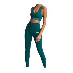 Conjunto de Yoga de Cintura Alta Sin Costuras, Top Corto Verde Sólido, Leggings Largos, 3 Piezas, Cuello en V, Tirantes Finos, Cintura Elástica Transpirable - Product Image 4