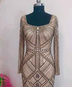 Vestido Largo Elegante Bordado con Detalles Hechos a Mano para Damas, Ideal para Fiestas, Disponible al Mejor Precio - Product Image 2