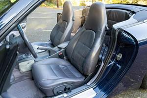 Porsche 911 Carrera Cabriolet de 1999 - Product Image 5