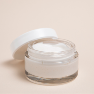 Crema Facial Rejuvenecedora Premium de Melocotón, ODM/OBM, Loción Facial Antienvejecimiento de Uso Nocturno, Ácido Hialurónico y Péptidos para Mujeres - Product Image 2