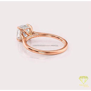 Bague de mariage classique en argent 925 avec diamant de laboratoire carré central et finition argentée pour revendeurs et détaillants - Product Image 3