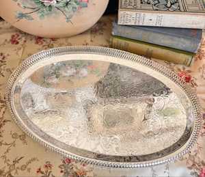 Assiette de présentation en fer nickelé au design standard pour la maison et les tables de mariage, plateau décoratif en métal fait main - Product Image 1