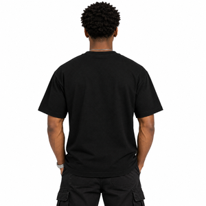 เสื้อยืดสีดำสำหรับผู้ชายของคอช อินเตอร์เนชั่นแนลพร้อมโลโก้คอช - Product Image 6
