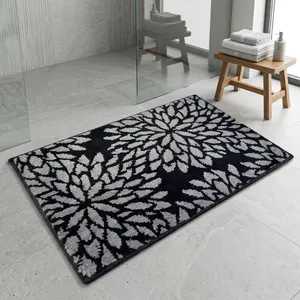 Tapis de porte décoratif lavable à motif mandala en gris argenté, construction en microfibre 1200 GSM pour une entrée de maison attrayante - Product Image 6
