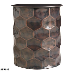 Mesa de centro de tambor lateral de hierro con acabado de bronce y cobre, muebles de mesa de centro clásicos martillados con forma personalizada decorativa - Product Image 1