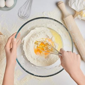 Fouet à œufs manuel en acier inoxydable personnalisé avec logo, vente en gros du fabricant, pour hôtels, restaurants, outil de cuisine et de pâtisserie en métal - Product Image 3