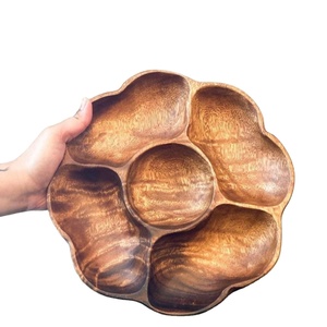 Assiette à fruits en bois de bambou écologique avec design floral, bol élégant pour mariage et usage quotidien - Product Image 1