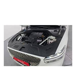 Genesis GV70 2.5T 2024, Gasolina, 2WD, con Caja de Cambios Automática, Asientos de Cuero, Cámara Trasera, 6,166 km, Volante a la Izquierda - Product Image 6