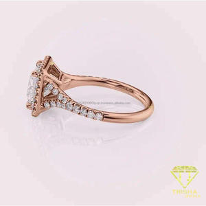 Bague de fiançailles en or blanc avec halo de diamants en moissanite taille princesse, double solitaire, bague de mariage de luxe, bague de promesse - Product Image 3
