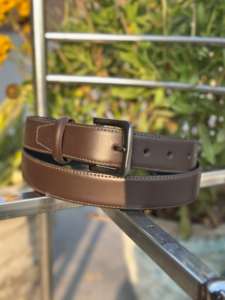 Elegante Cinturón de Cuero Hecho a Mano para Hombre con Hebilla de Hierro, Artesanía Premium, 3.5cm de Ancho, 120cm de Largo, Bordado para Uso Casual - Product Image 3