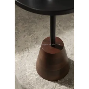 Table basse ronde élégante avec dessus en métal à base en bois durable pour salles à manger salons bureaux salons conçus intérieurs modernes - Product Image 4