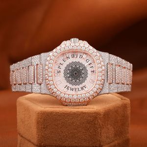 Splendide montre à diamants de luxe, boîtier carré de 28 mm, mouvement à quartz analogique ETA, verre saphir, fermoir déployant en moissanite - Product Image 6
