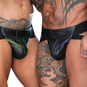 Jockstrap de Cuero para Hombre, Estilo Deportivo, con Ribete Morado, Ropa Interior Fetiche de Cuero Premium, Tirantes Ajustables - Product Image 3