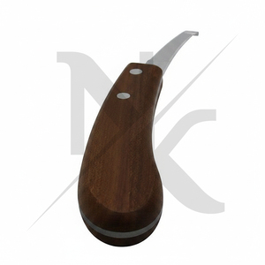 Cuchillos profesionales de alta calidad para pezuñas de caballo para diestros, herramientas de herrador con mango de madera, instrumentos de pedicura, instrumento veterinario - Product Image 4
