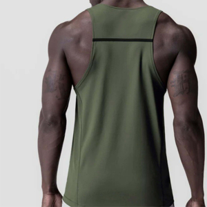 เสื้อกล้ามออกกำลังกายผู้ชายสีเขียวมะกอกแบบกำหนดเอง ทรง Racerback แห้งเร็ว ระบายอากาศได้ดี ผลิตจากโพลีเอสเตอร์/คอตตอน สำหรับเล่นกีฬาและเพาะกาย - Product Image 4