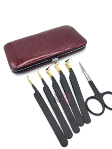 Pinzas para Pestañas de Acero Inoxidable de Nuevo Diseño, Pinzas para Pestañas con Agarre de Fibra y Punta Puntiaguda en Color Degradado Negro, Estuche Personalizado - Product Image 4