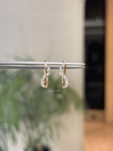 Boucles d'oreilles pendantes en diamant de laboratoire de forme marquise, 0,30 ct VVS VS EF, or massif 14 carats, bijoux de luxe contemporains pour femme - Product Image 1