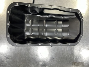 Chảo dầu cho xe Econovan 2200 (Động cơ 2.0 D 1986-1992)-Đen OE QR214-10400E - Product Image 3