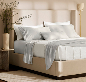 Juego de sábanas ajustables blancas con fundas de almohada, nuevo modelo 2026, OEM, estampado colorido, tamaño King - Product Image 1