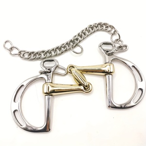 Élégant mors de cheval en acier inoxydable avec anneau en D, embout en silicone, chaîne de mâchoire et conception à trois sections articulées - Product Image 4